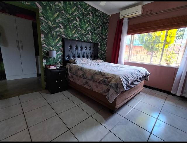 3 BEDROOM HOUSE FOR SALE IN GEELHOUTPARK